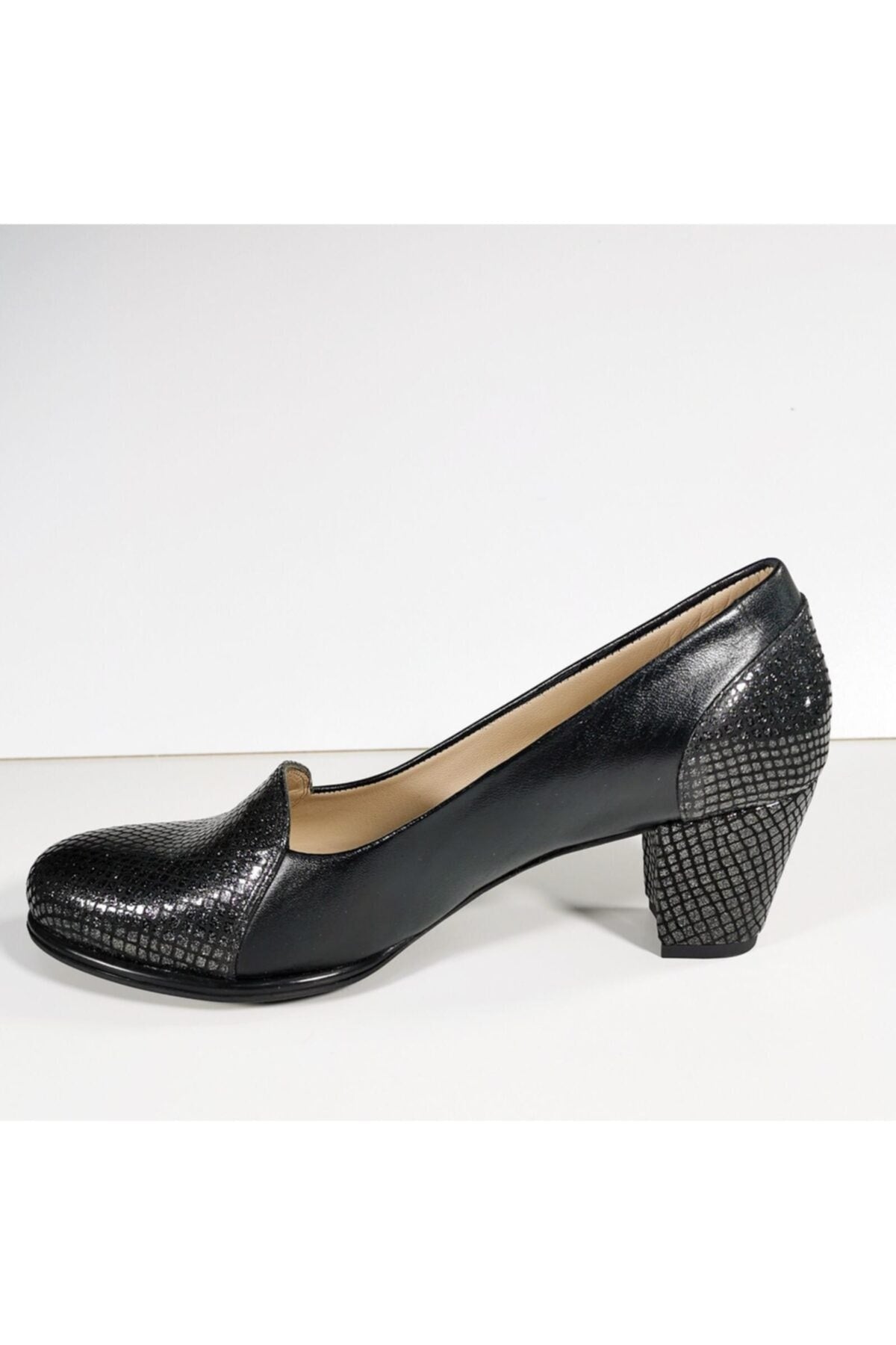 Hakiki Deri Siyah Kalın Topuklu Ayakkabı | OBEN AYAKKABI