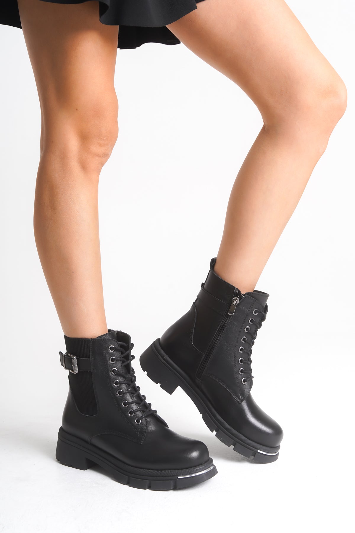 Kadın Hakiki Deri Topuklu Bot – El Yapımı, Fermuarlı, Şık Tasarım Siyah Bot | OBEN AYAKKABI