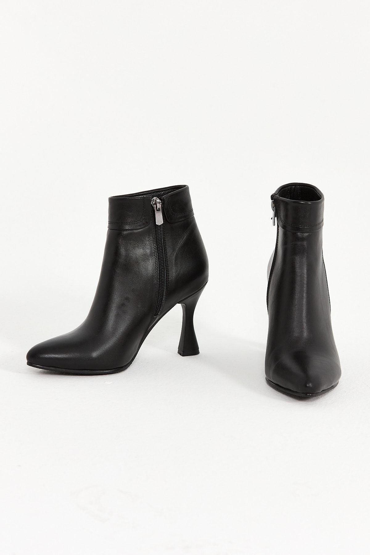 Kadın Hakiki Deri Topuklu Bot – El Yapımı, Şık Tasarım Siyah Bot | OBEN AYAKKABI